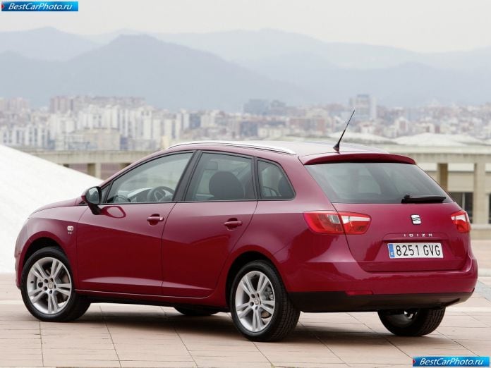 2011 Seat Ibiza St - фотография 45 из 98