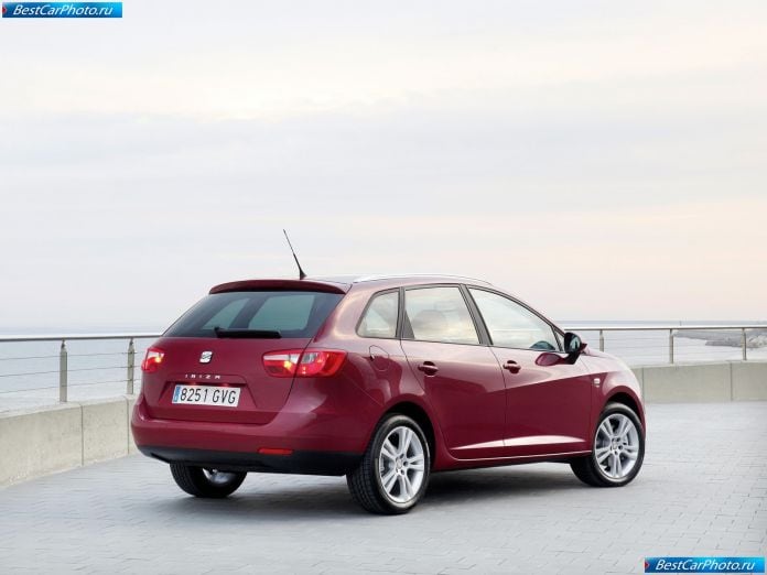2011 Seat Ibiza St - фотография 47 из 98