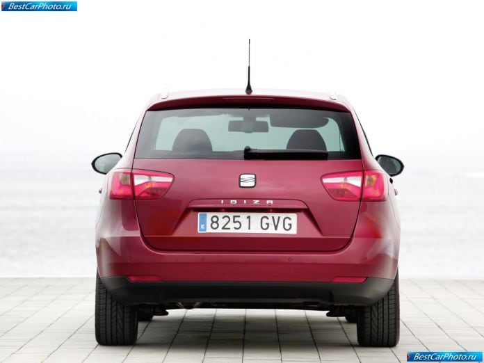 2011 Seat Ibiza St - фотография 60 из 98