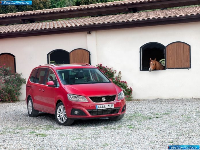 2012 Seat Alhambra 4wd - фотография 12 из 47