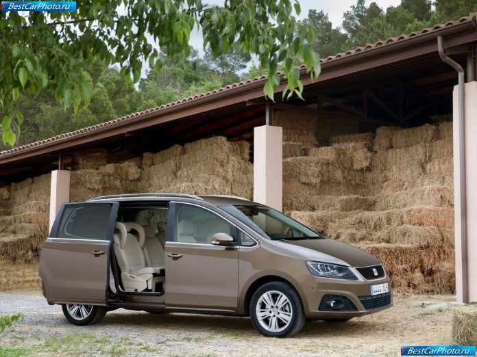 2012 Seat Alhambra 4wd - фотография 17 из 47