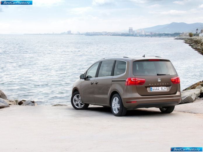 2012 Seat Alhambra 4wd - фотография 24 из 47