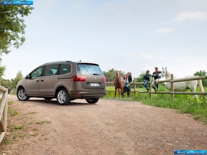 2012 Seat Alhambra 4wd - фотография 26 из 47