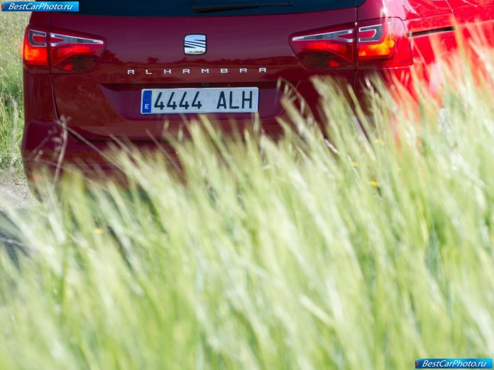 2012 Seat Alhambra 4wd - фотография 42 из 47