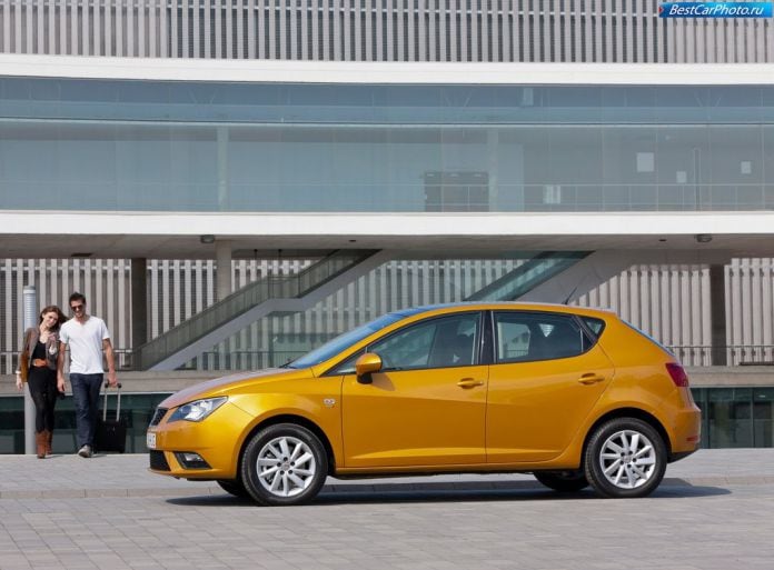 2013 Seat Ibiza - фотография 14 из 44