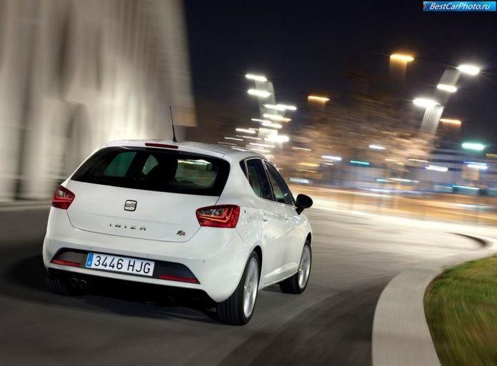 2013 Seat Ibiza - фотография 16 из 44