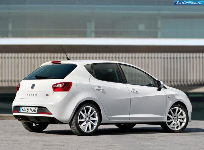 2013 Seat Ibiza - фотография 17 из 44