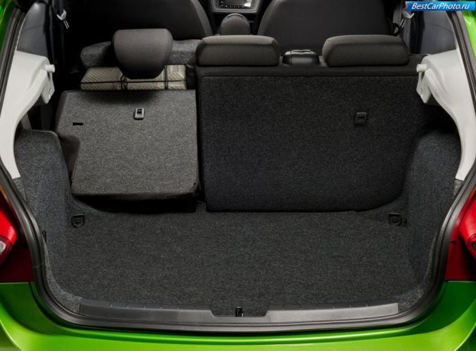 2013 Seat Ibiza - фотография 36 из 44