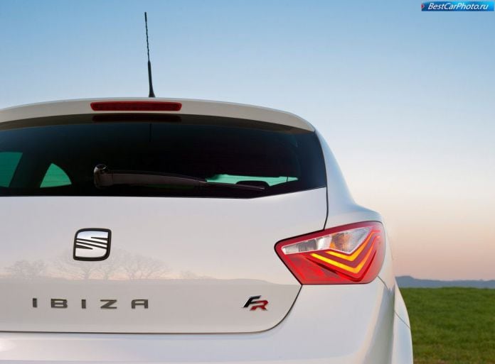 2013 Seat Ibiza - фотография 41 из 44