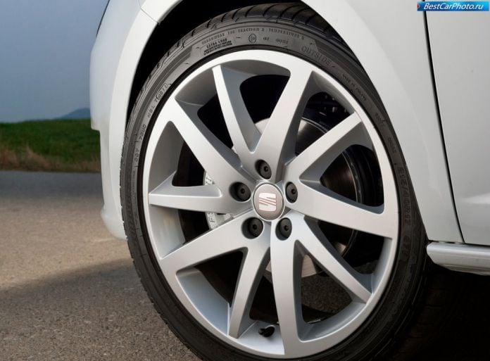 2013 Seat Ibiza - фотография 42 из 44