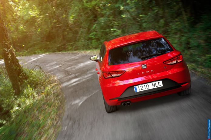 2013 Seat Leon - фотография 13 из 64