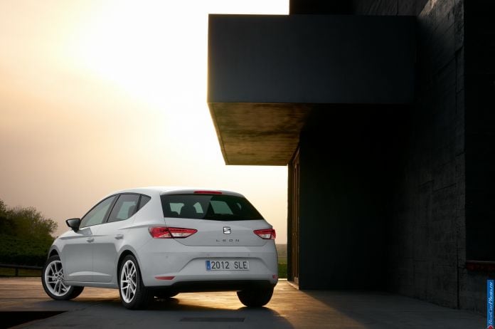 2013 Seat Leon - фотография 18 из 64