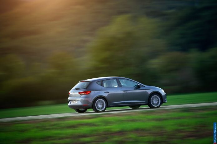 2013 Seat Leon - фотография 37 из 64