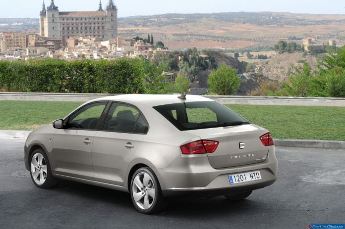 2013 Seat Toledo - фотография 2 из 87