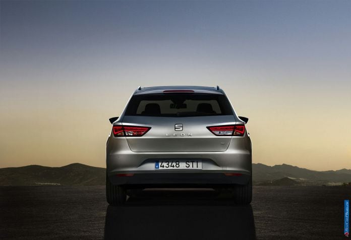 2014 Seat Leon ST - фотография 7 из 12