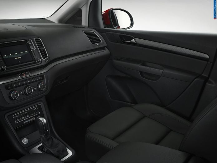 2015 Seat Alhambra - фотография 7 из 12