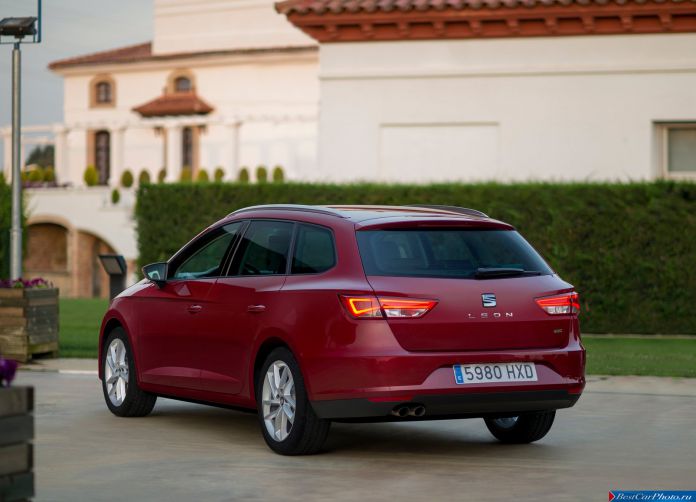 2015 Seat Leon ST 4drive - фотография 16 из 26