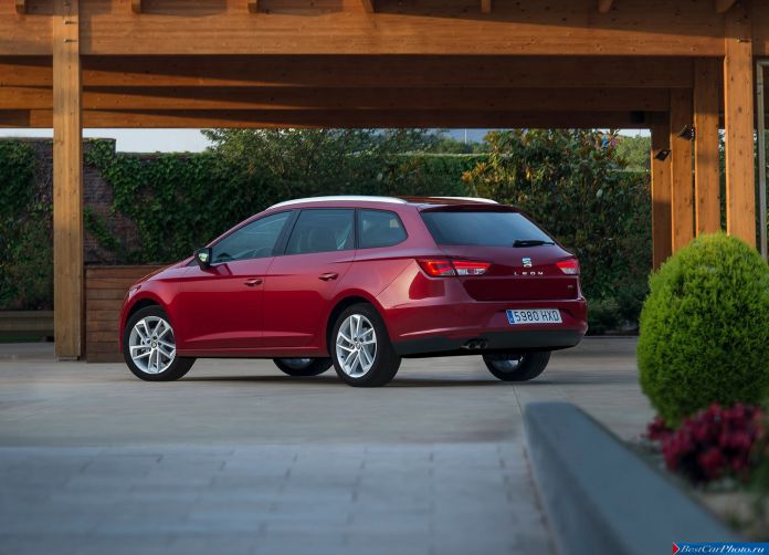 2015 Seat Leon ST 4drive - фотография 17 из 26
