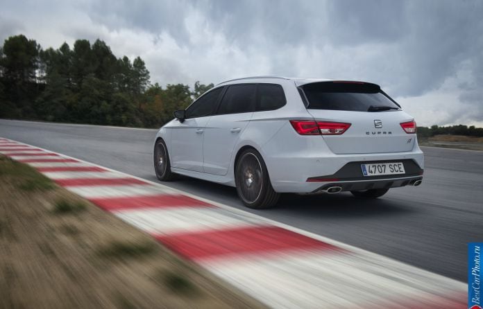 2015 Seat Leon ST Cupra - фотография 2 из 11