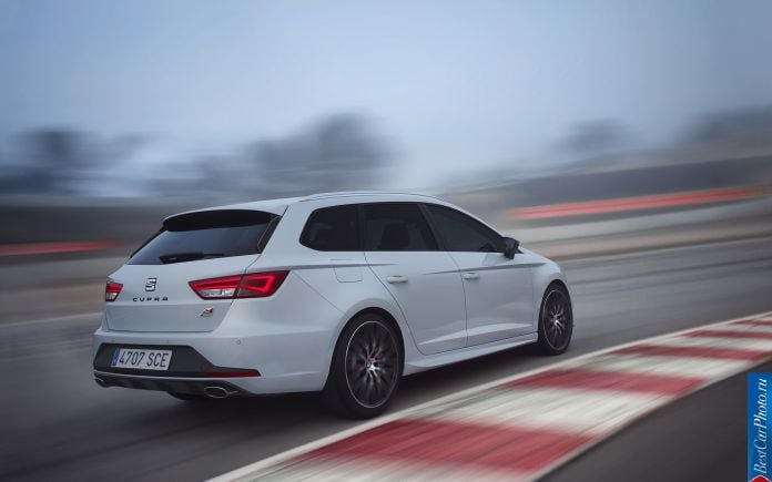 2015 Seat Leon ST Cupra - фотография 3 из 11