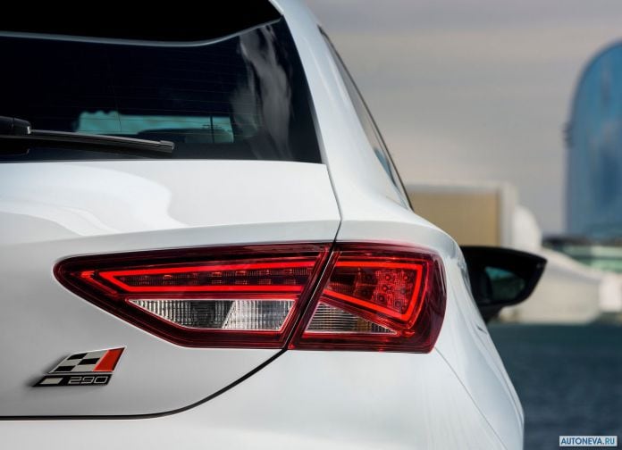 2016 Seat Leon Cupra 290 - фотография 40 из 47