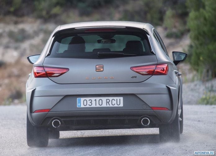 2018 Seat Leon Cupra R - фотография 25 из 44