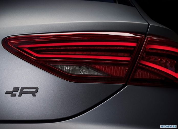 2018 Seat Leon Cupra R - фотография 35 из 44