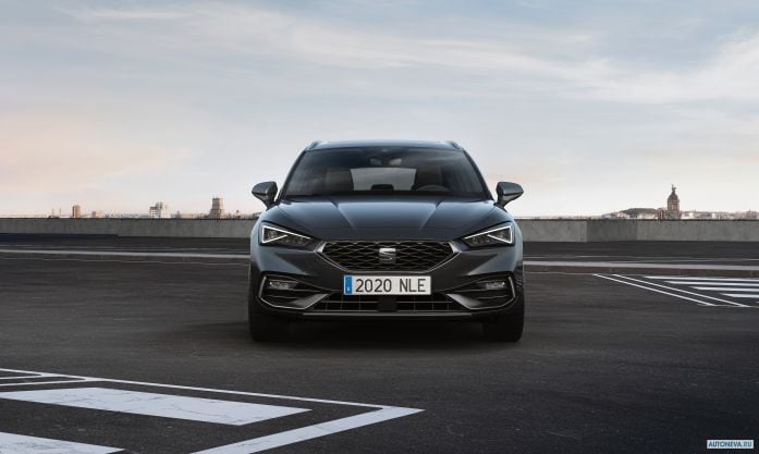 2020 Seat Leon Sportstourer FR eHybrid - фотография 1 из 14 2020 Seat Leon Sportstourer FR eHybrid - фотография 1 из 14