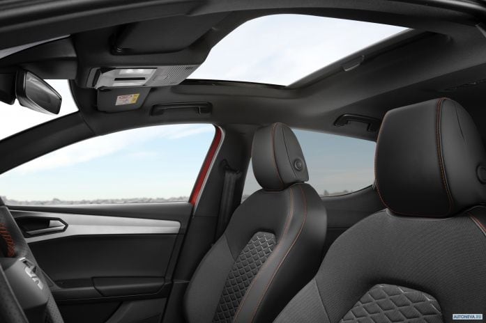 2020 Seat Leon FR - фотография 3 из 40 2020 Seat Leon FR - фотография 3 из 40