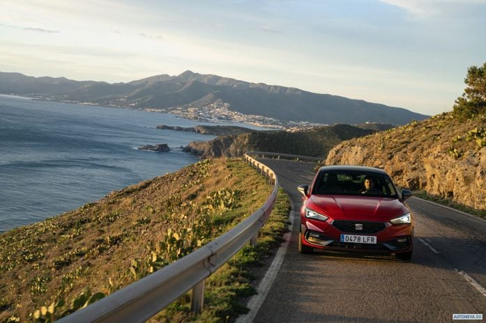 2020 Seat Leon FR - фотография 6 из 40