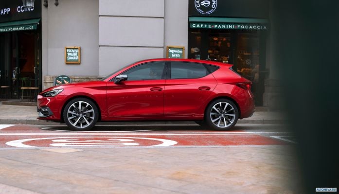2020 Seat Leon FR - фотография 16 из 40 2020 Seat Leon FR - фотография 16 из 40