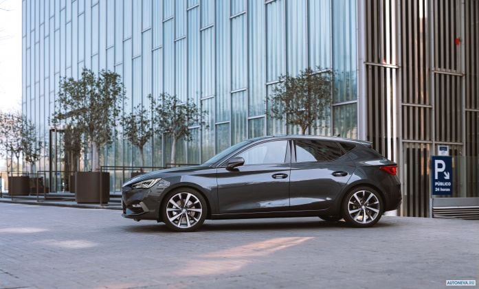 2020 Seat Leon FR - фотография 23 из 40 2020 Seat Leon FR - фотография 23 из 40