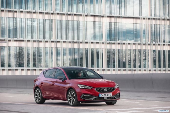 2020 Seat Leon FR - фотография 34 из 40
