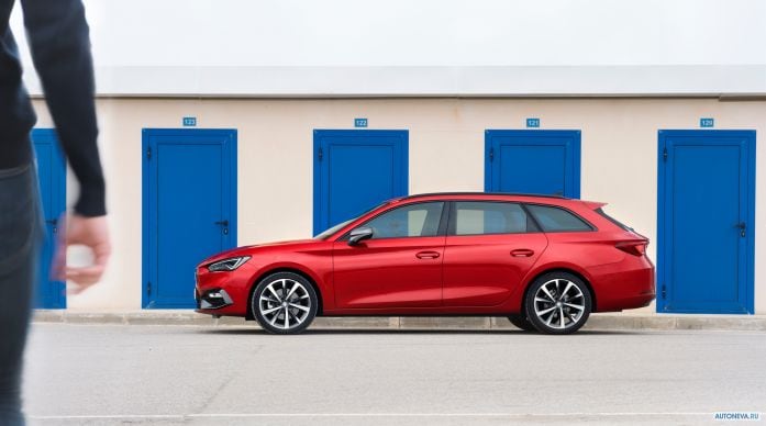 2020 Seat Leon Sportstourer FR - фотография 5 из 29