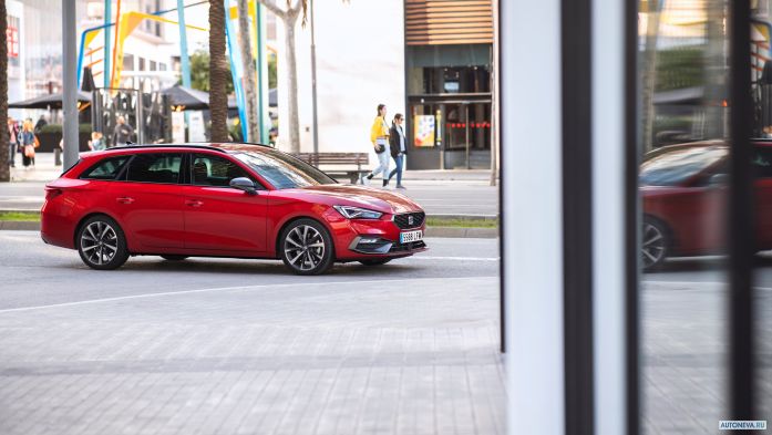 2020 Seat Leon Sportstourer FR - фотография 14 из 29