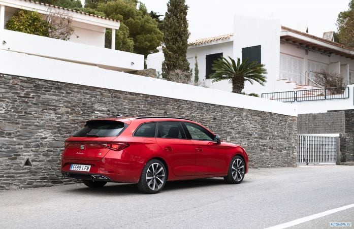 2020 Seat Leon Sportstourer FR - фотография 17 из 29