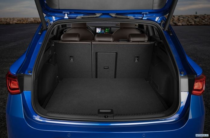2020 Seat Leon Sportstourer Xcellence - фотография 10 из 34 2020 Seat Leon Sportstourer Xcellence - фотография 10 из 34