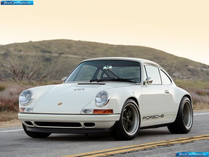 2011 Singer 911 - фотография 1 из 127
