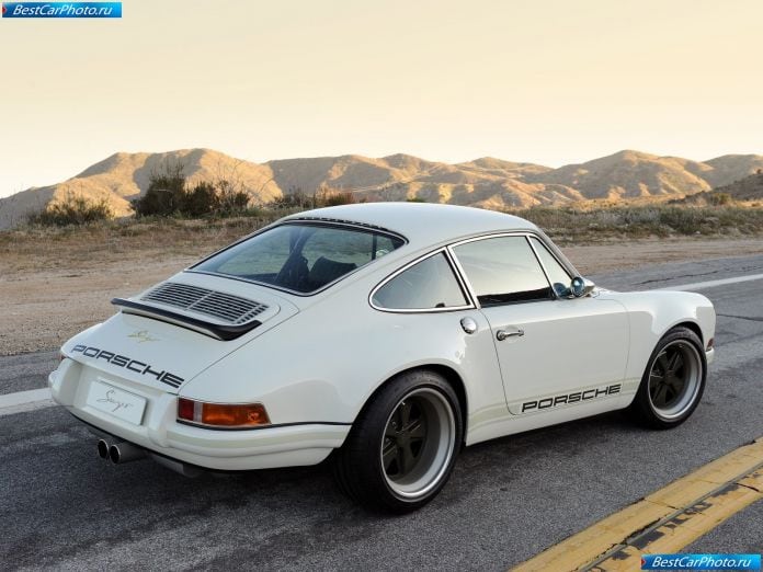 2011 Singer 911 - фотография 29 из 127