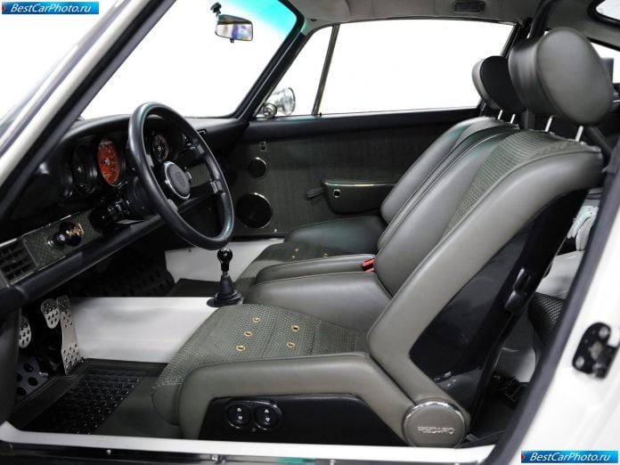2011 Singer 911 - фотография 60 из 127