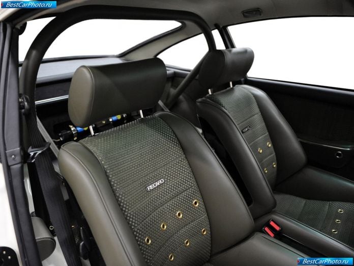 2011 Singer 911 - фотография 81 из 127