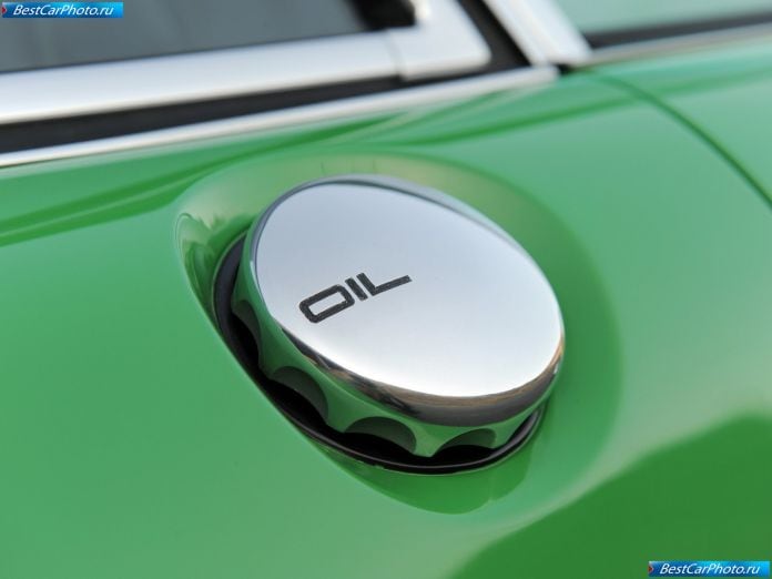 2011 Singer 911 - фотография 108 из 127