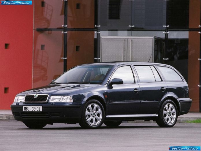 1998 Skoda Octavia Combi L And K - фотография 1 из 7 1998 Skoda Octavia Combi L And K - фотография 1 из 7