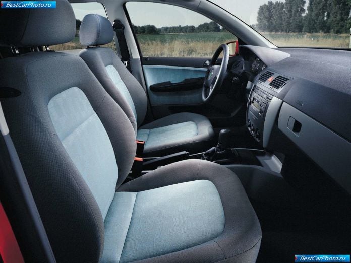 2000 Skoda Fabia - фотография 32 из 56 2000 Skoda Fabia - фотография 32 из 56
