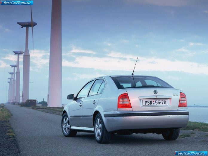 2001 Skoda Octavia - фотография 5 из 10