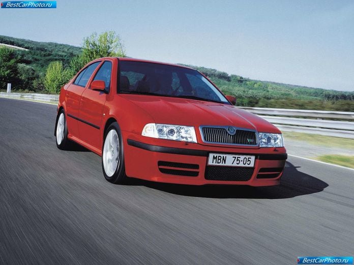 2001 Skoda Octavia Rs - фотография 2 из 4 2001 Skoda Octavia Rs - фотография 2 из 4