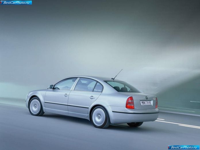 2001 Skoda Superb - фотография 11 из 17 2001 Skoda Superb - фотография 11 из 17