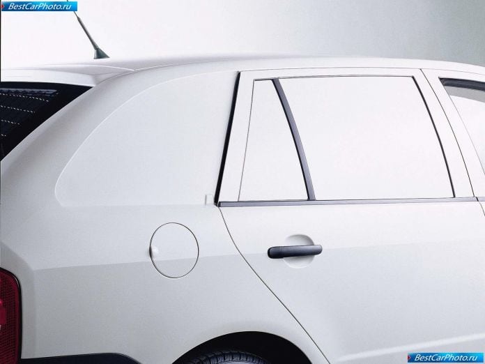 2002 Skoda Fabia Praktik - фотография 18 из 21