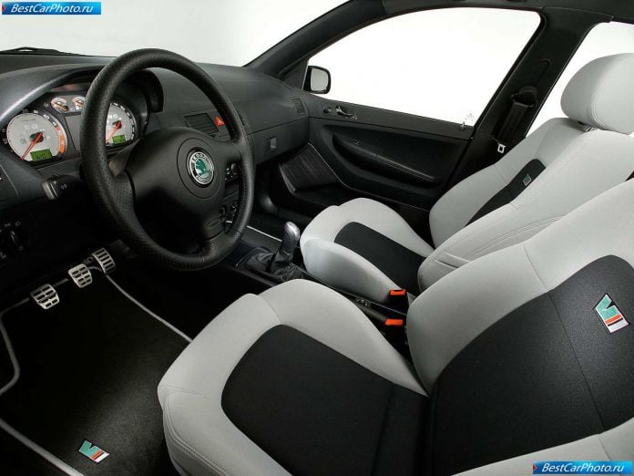 2003 Skoda Fabia Rs - фотография 7 из 14