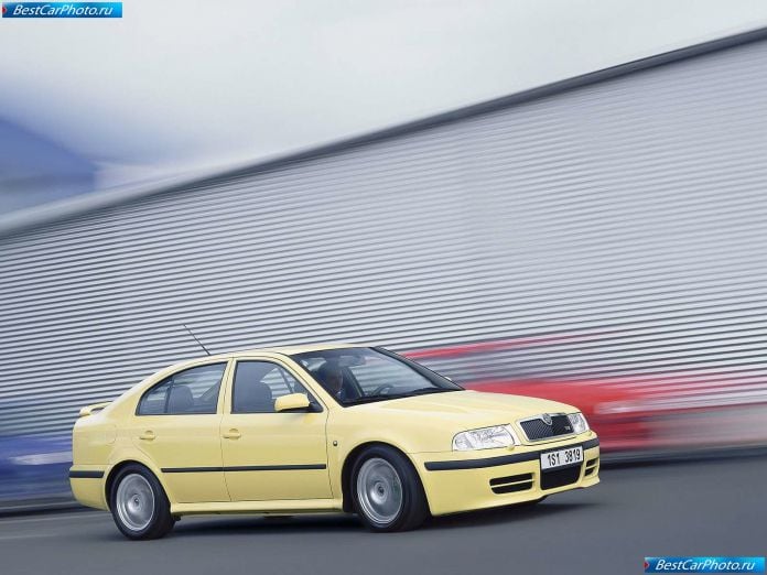 2003 Skoda Octavia Rs - фотография 1 из 3 2003 Skoda Octavia Rs - фотография 1 из 3